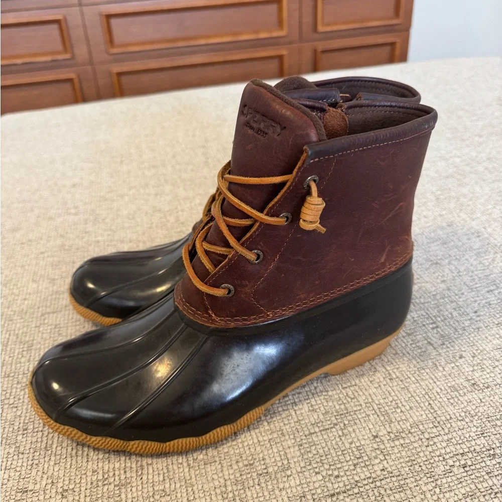 Sperry duck boots - Picture 1 of 6